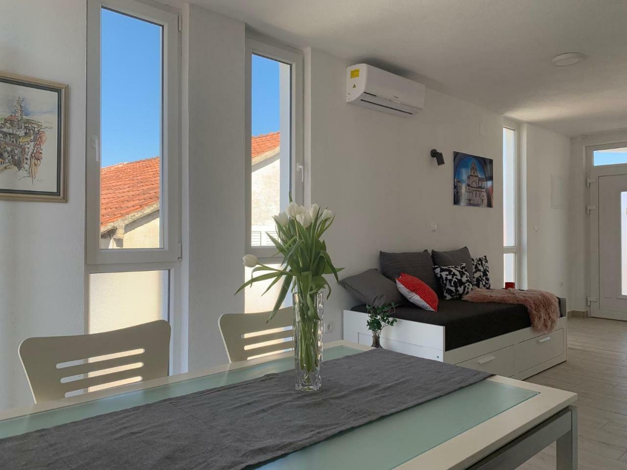 Modern Apartments Day Sibenik Luaran gambar